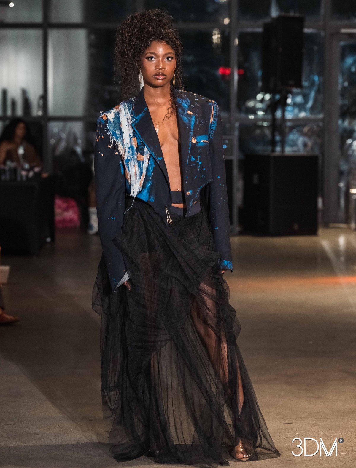 The Cropped Studio Blazer